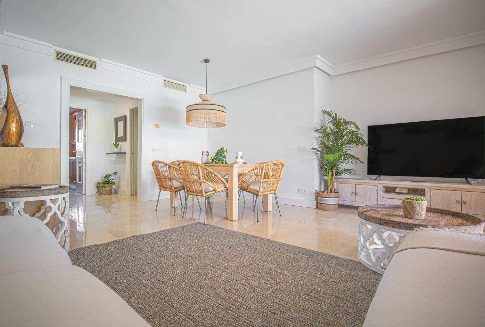 Buenti Apartments 埃斯特波纳 外观 照片